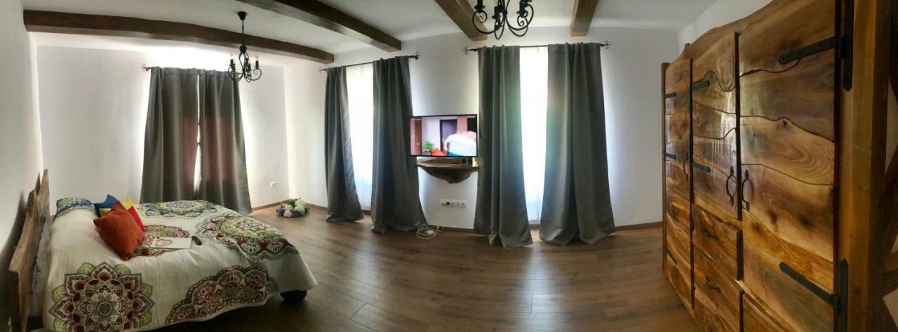 דירות Casa Otto סיגישוארה מראה חיצוני תמונה